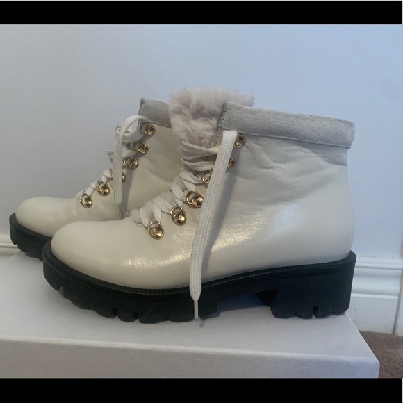 ALMOST NEW SIZE 6.5 TOSCA BLU WHITE TREK BOOTS - Picture 6 of 6